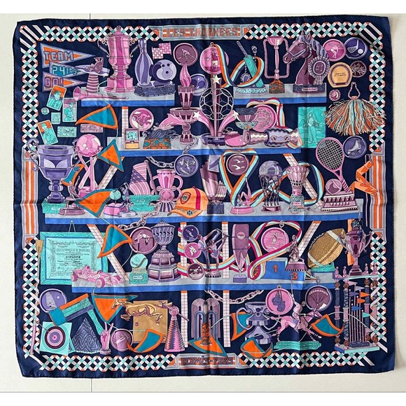 HERMES LES TROPHEES 100%‎ SILK SCARF SHAWL BLUE PINK PURPLE MADE IN FRANCE